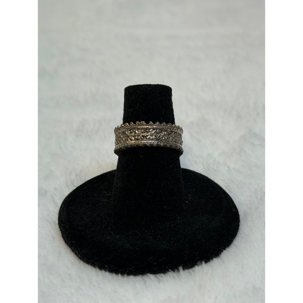 Vintage‑Style Silver Filigree Ring - Size 4